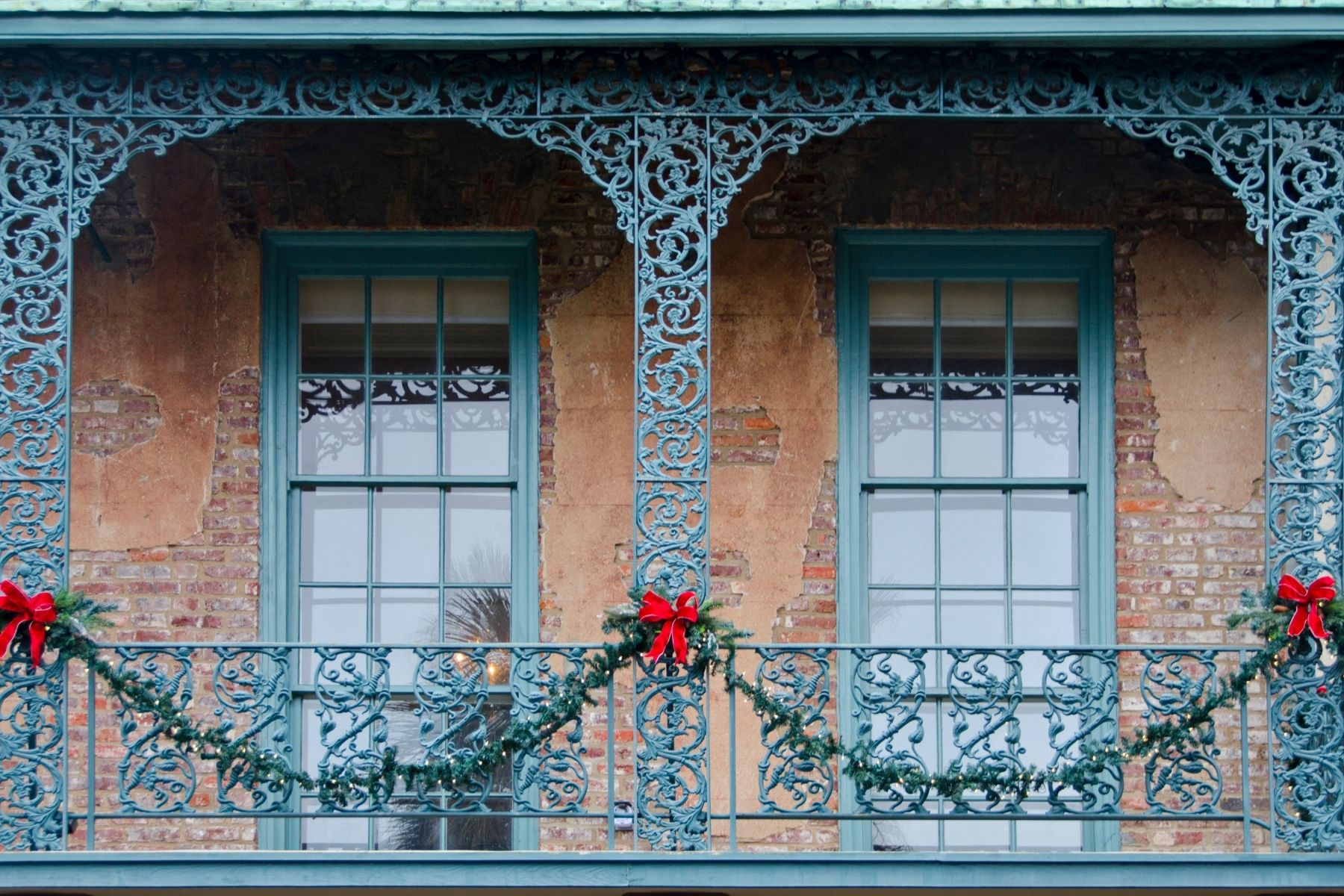 This Is Why You Need to Visit Charleston in December